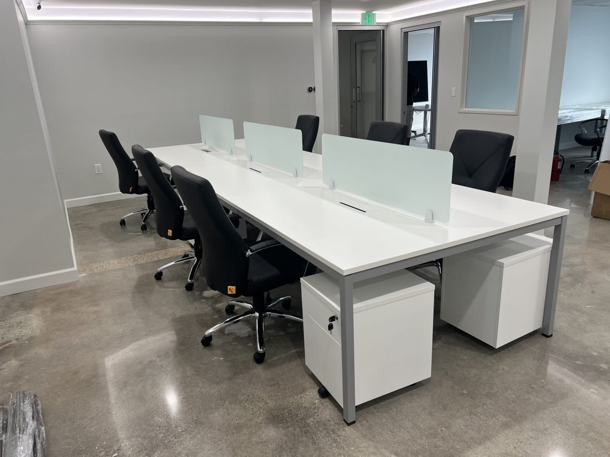 Workstation (4-Person)