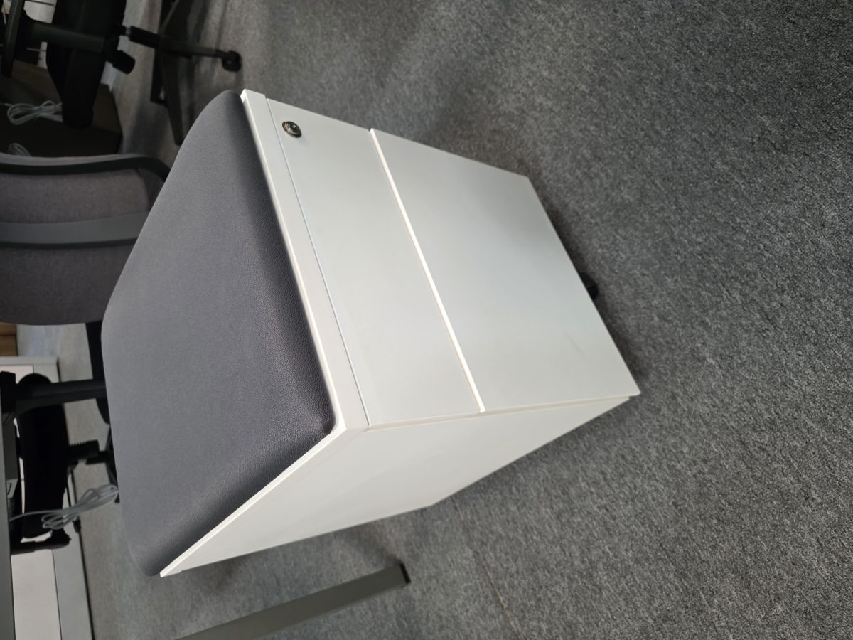 Mobile Pedestal (2 Drawer) PE16-MP2-White — 16"W x 20"D x 20"H, WHITE